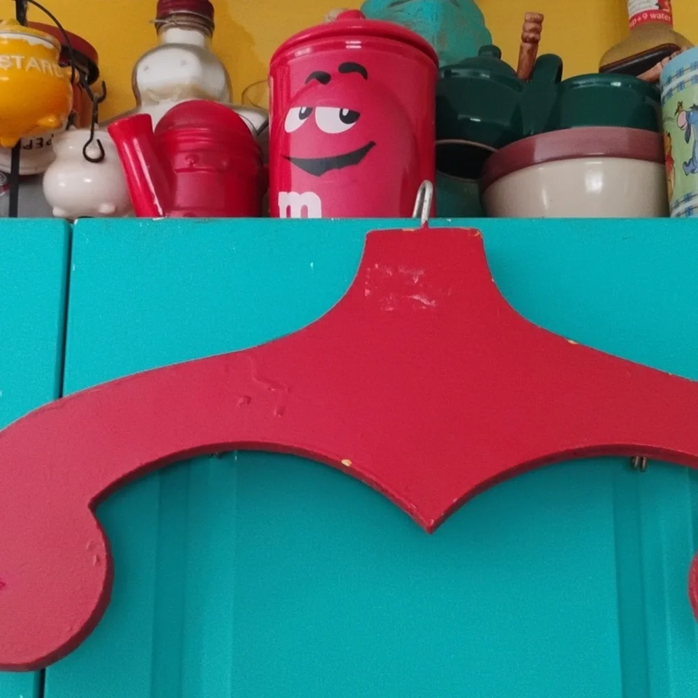Vintage BAUERNMALEREI WOOD JEWELRY DISPLAY HOOK RED GERMAN